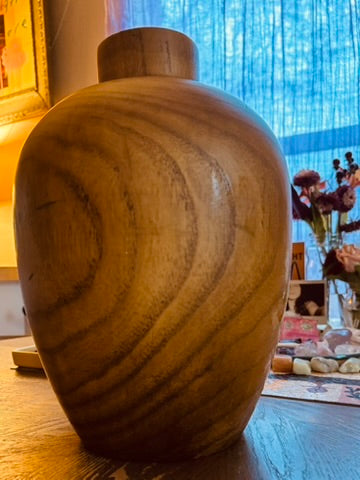 Simple Wooden Urn