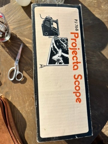 Projecta Scope PJ 768 Art and Drawing Projector