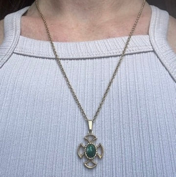 Vintage Avon “Baroness” pendant and chain