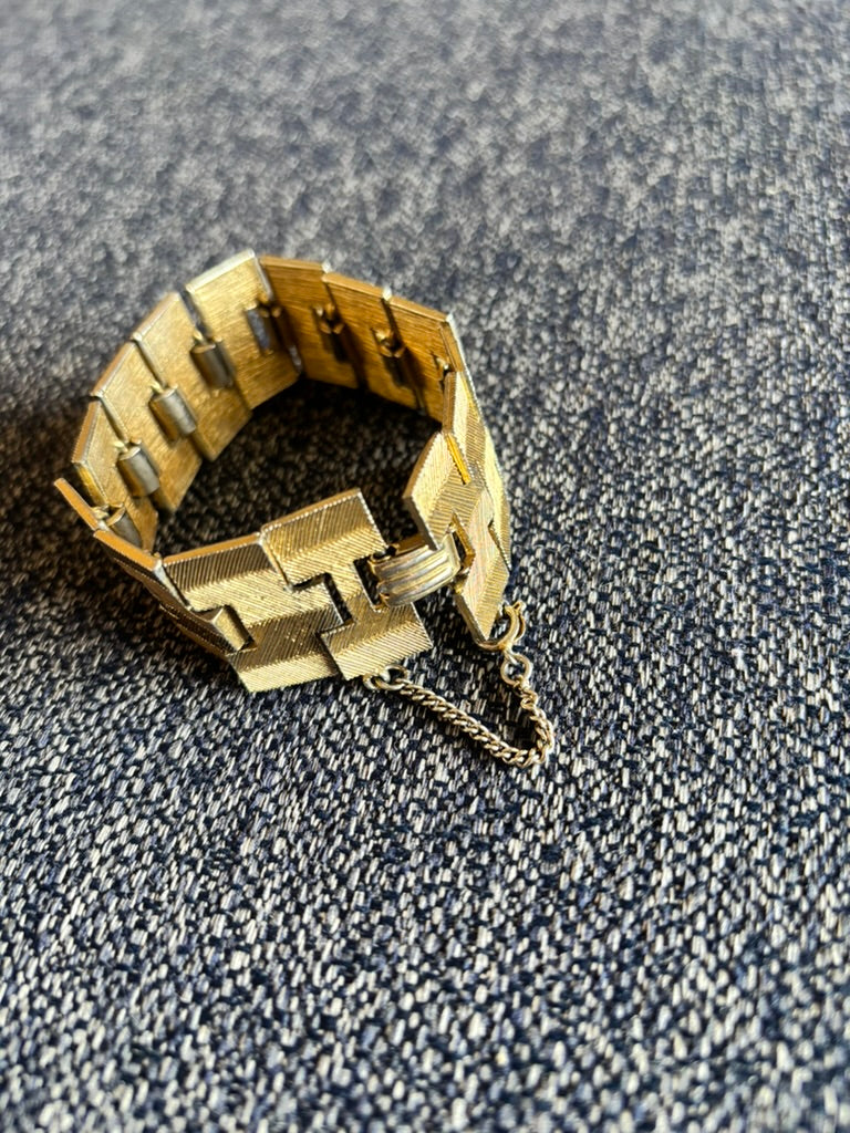 Unique Vintage Gold-toned Bracelet