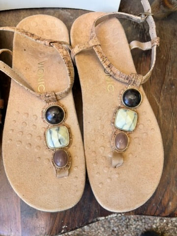 Voinic Sandals