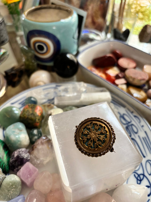 Elegant Victorian Brooch