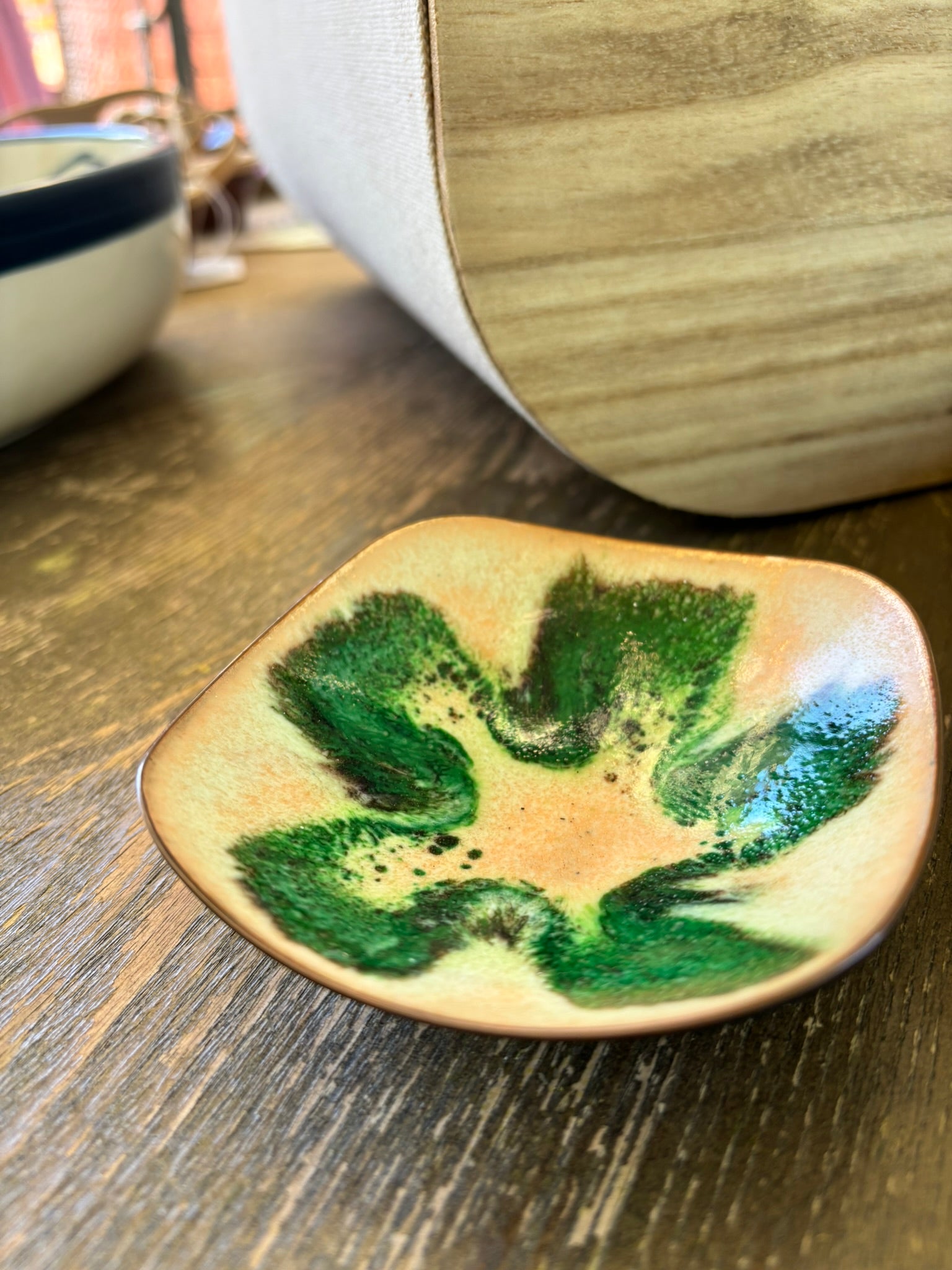 Glazed Flower Pattern Ceramic Dish