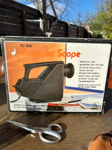 Projecta Scope PJ 768 Art and Drawing Projector