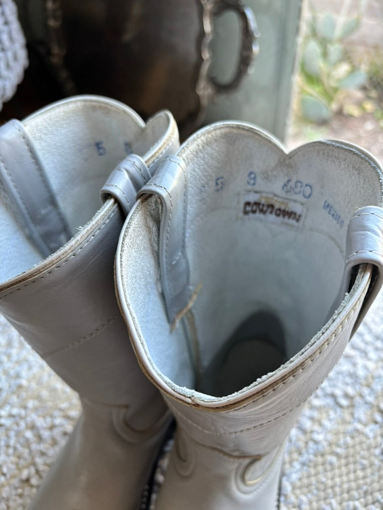Vintage Cowtown Boots
