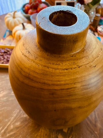 Simple Wooden Urn