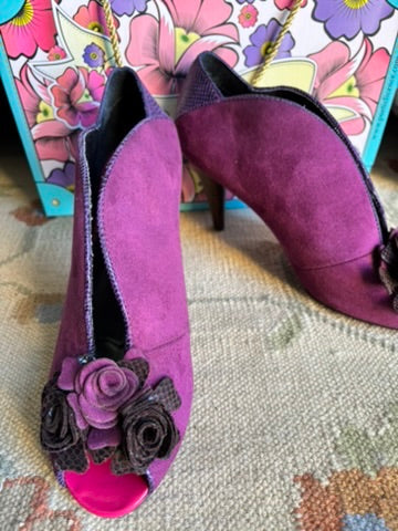 Gorgeous Burgundy Suede Heels w/ Leather Floral Embellishments