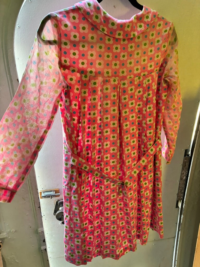 1970's Mod Light & Airy Spring Dress